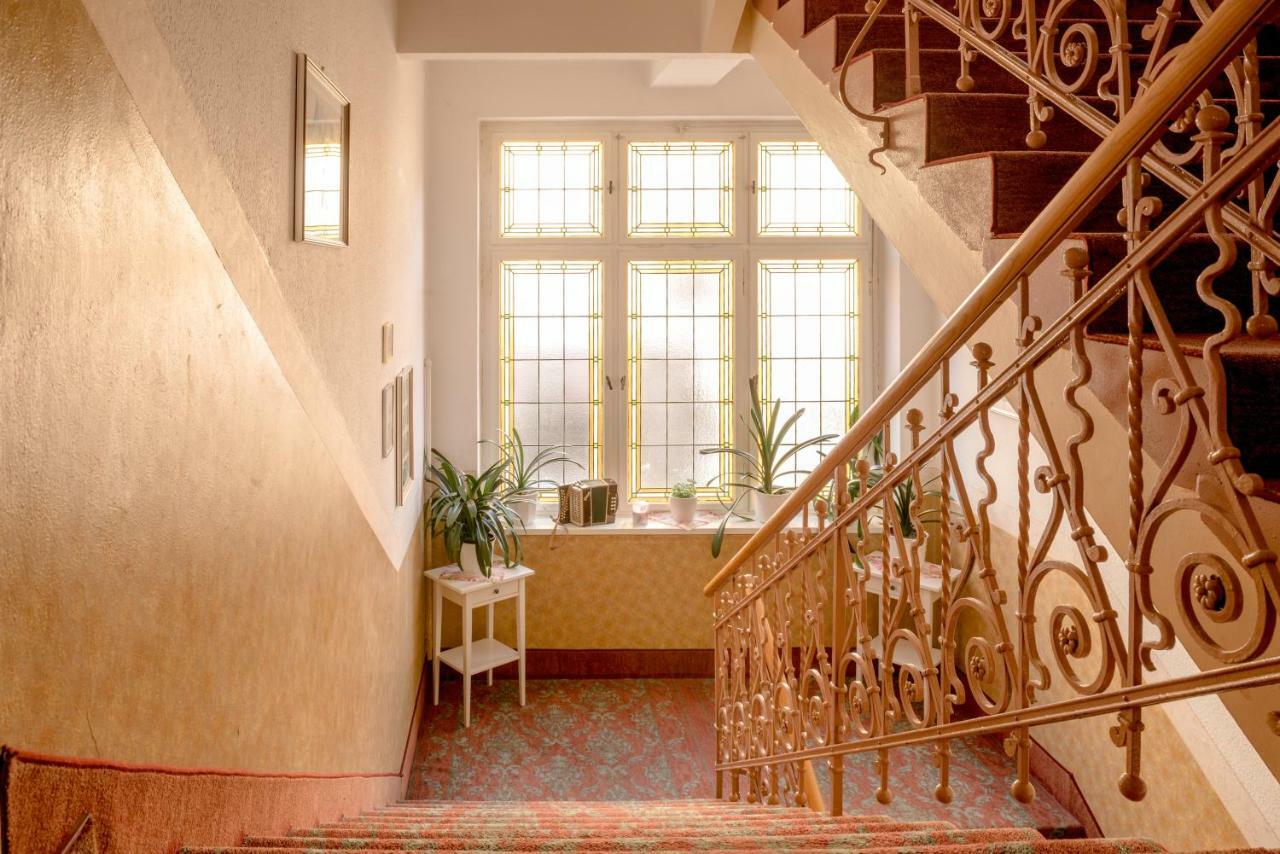 Hotel-Pension Heimburg Бад-Эльстер Экстерьер фото
